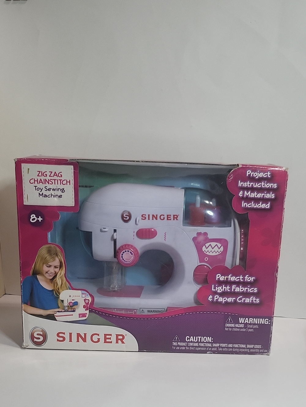 Singer Kids Pink and White Zig Zag Chainstitch Toy Sewing Machine